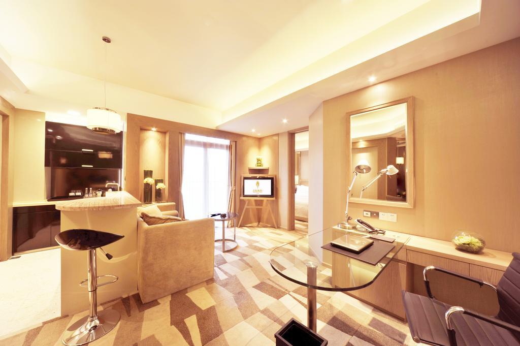Royal Suites & Towers Wuhan Rum bild