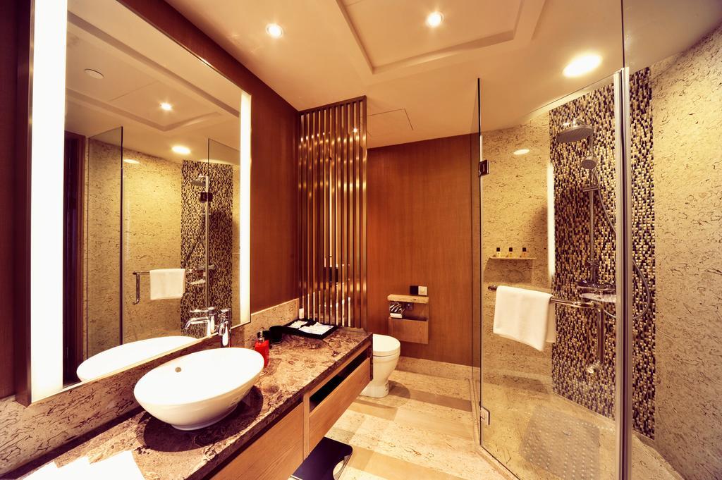 Royal Suites & Towers Wuhan Rum bild